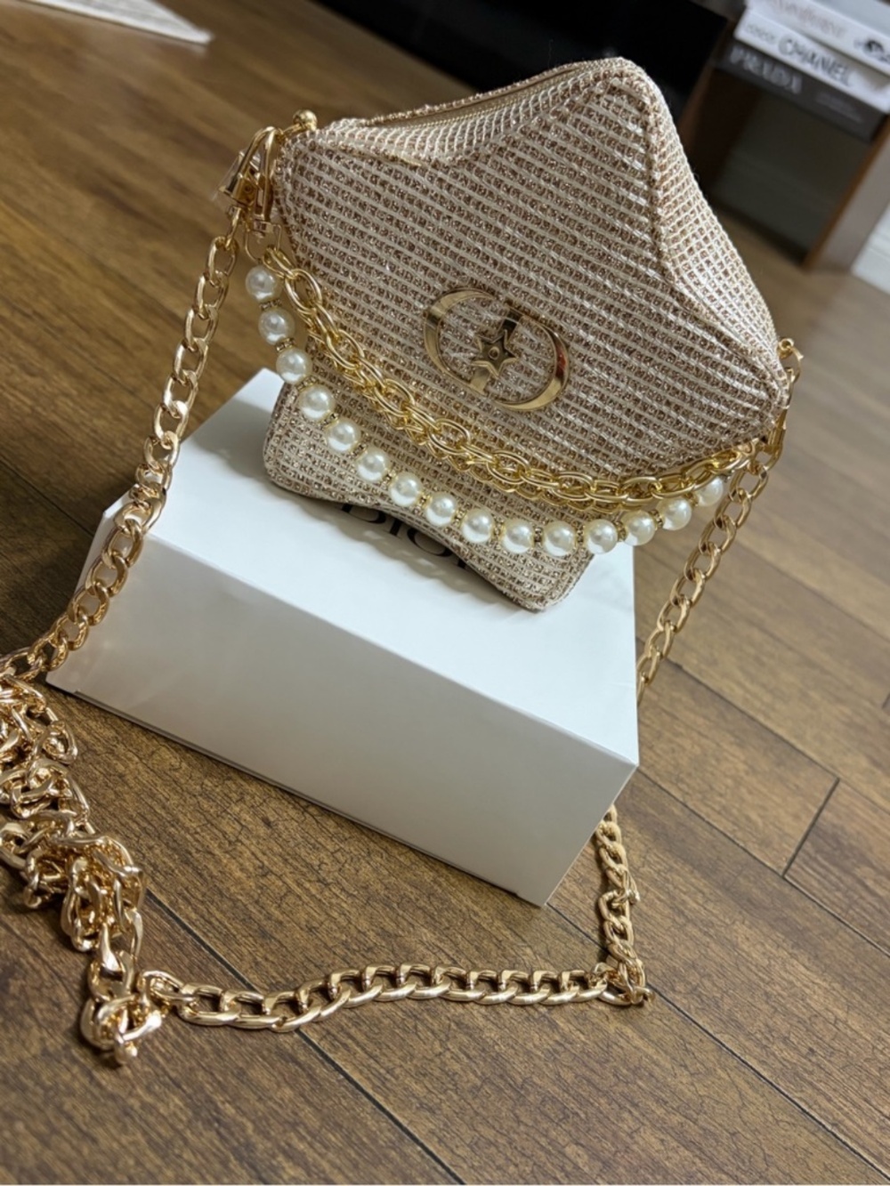 Dior